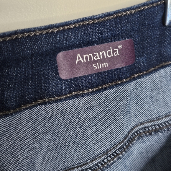 Gloria Vanderbilt jeans size 16 dark wash Amanda slim style - Picture 4 of 5